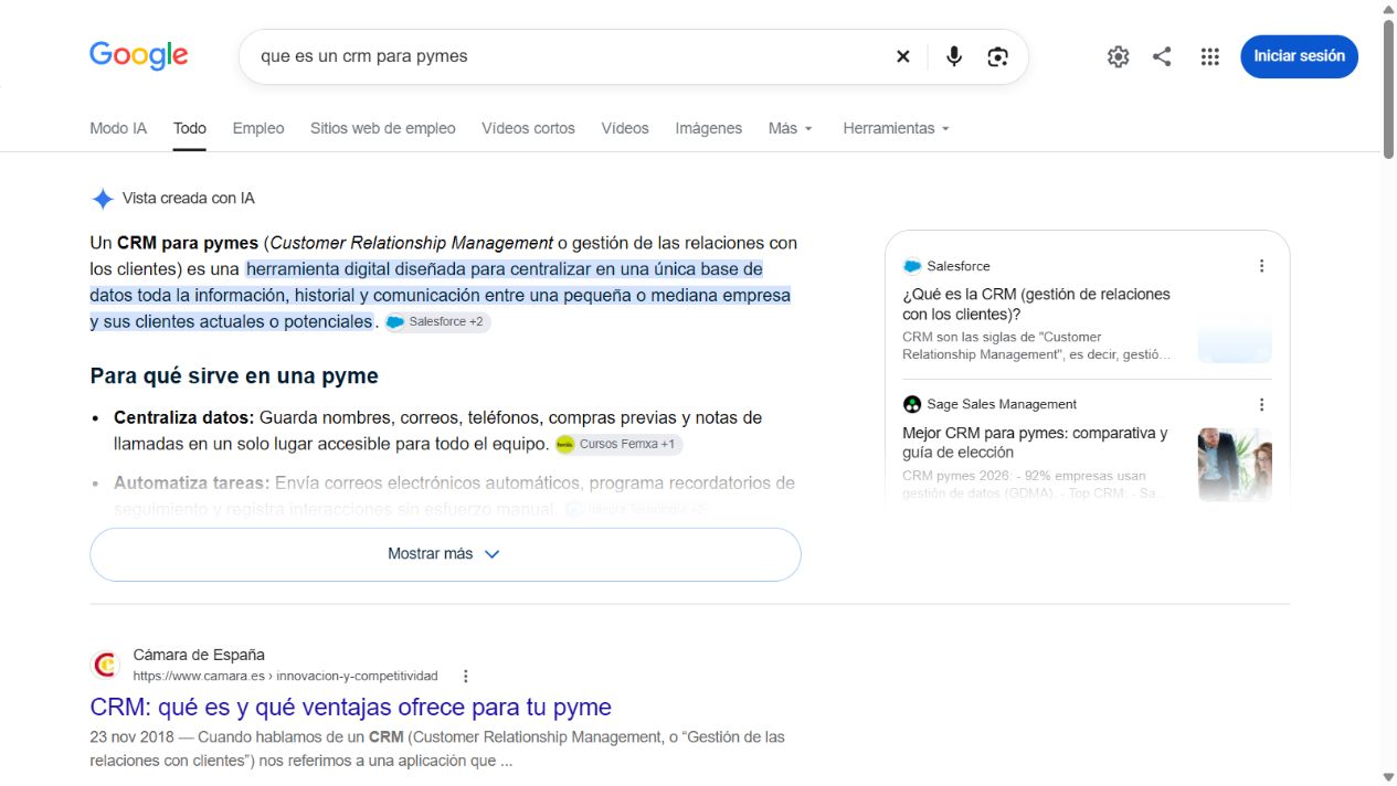 Respuesta con IA de Google a una búsqueda sobre CRM para pymes, con enlaces a las fuentes